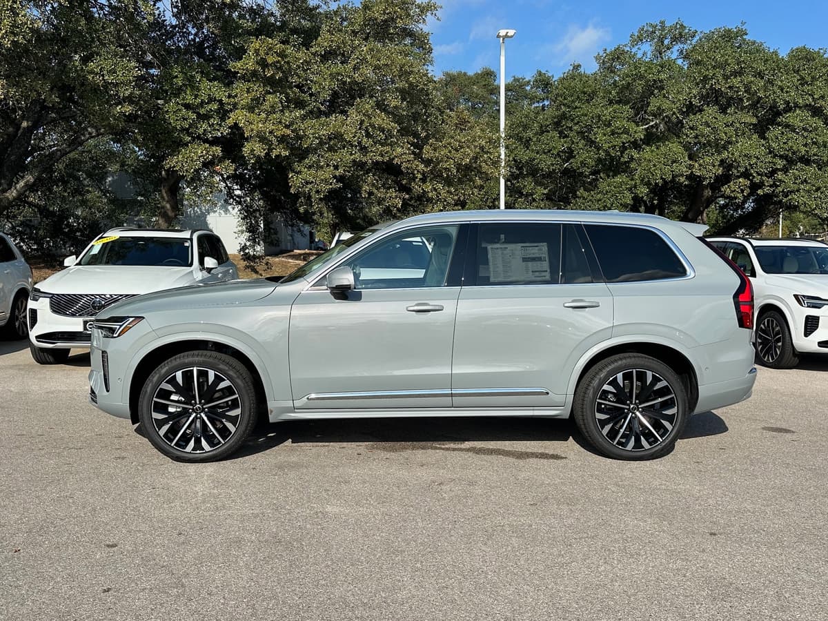 2026 Volvo XC90 - Image 3