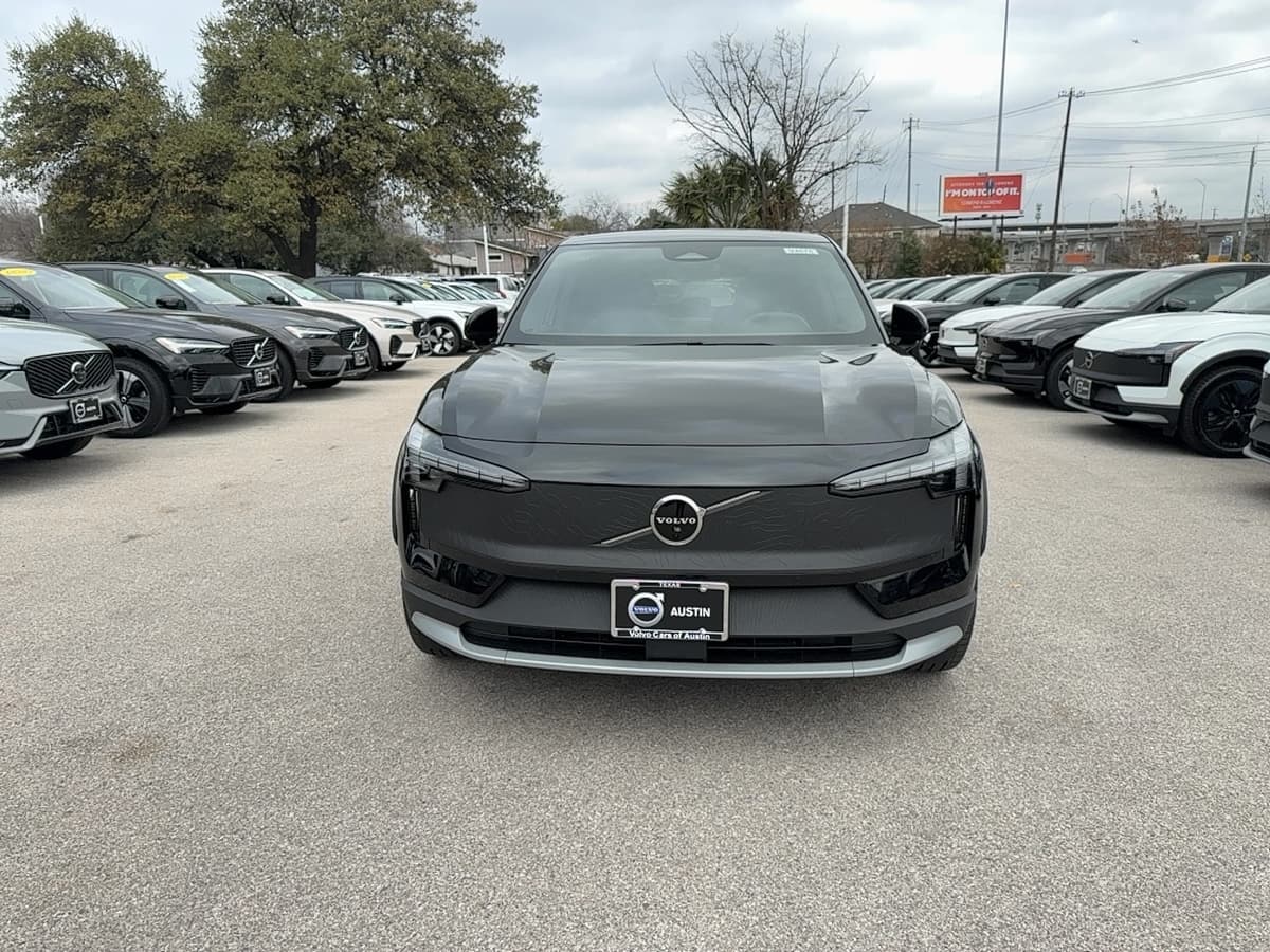 2026 Volvo EX30 Cross Country - Image 9