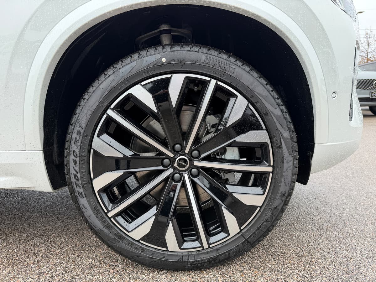 2026 Volvo XC90 - Image 7