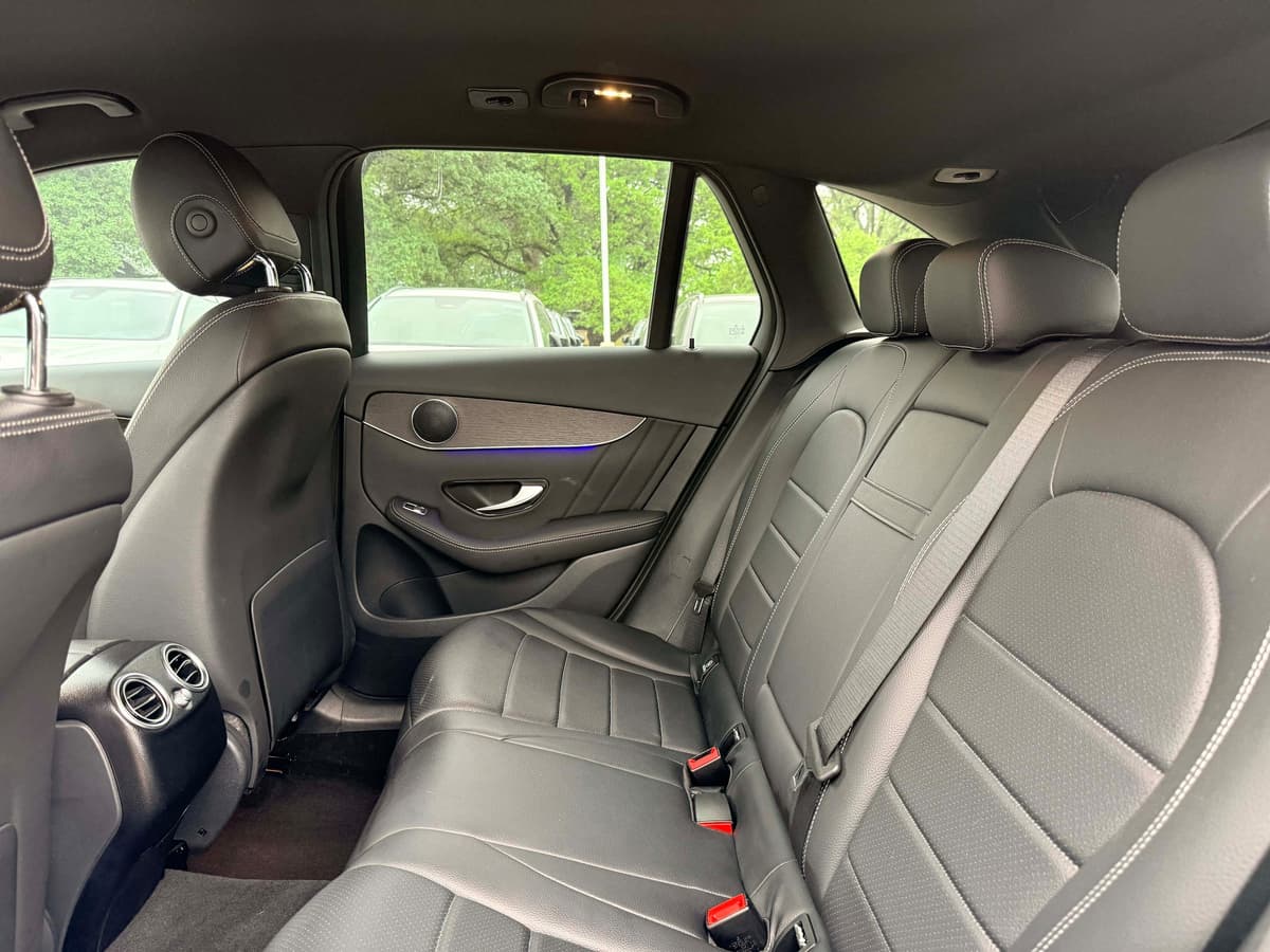 2022 Mercedes-Benz GLC 300 - Image 14
