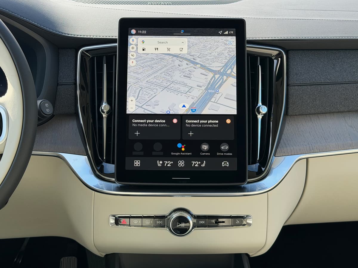 2026 Volvo XC90 - Image 13