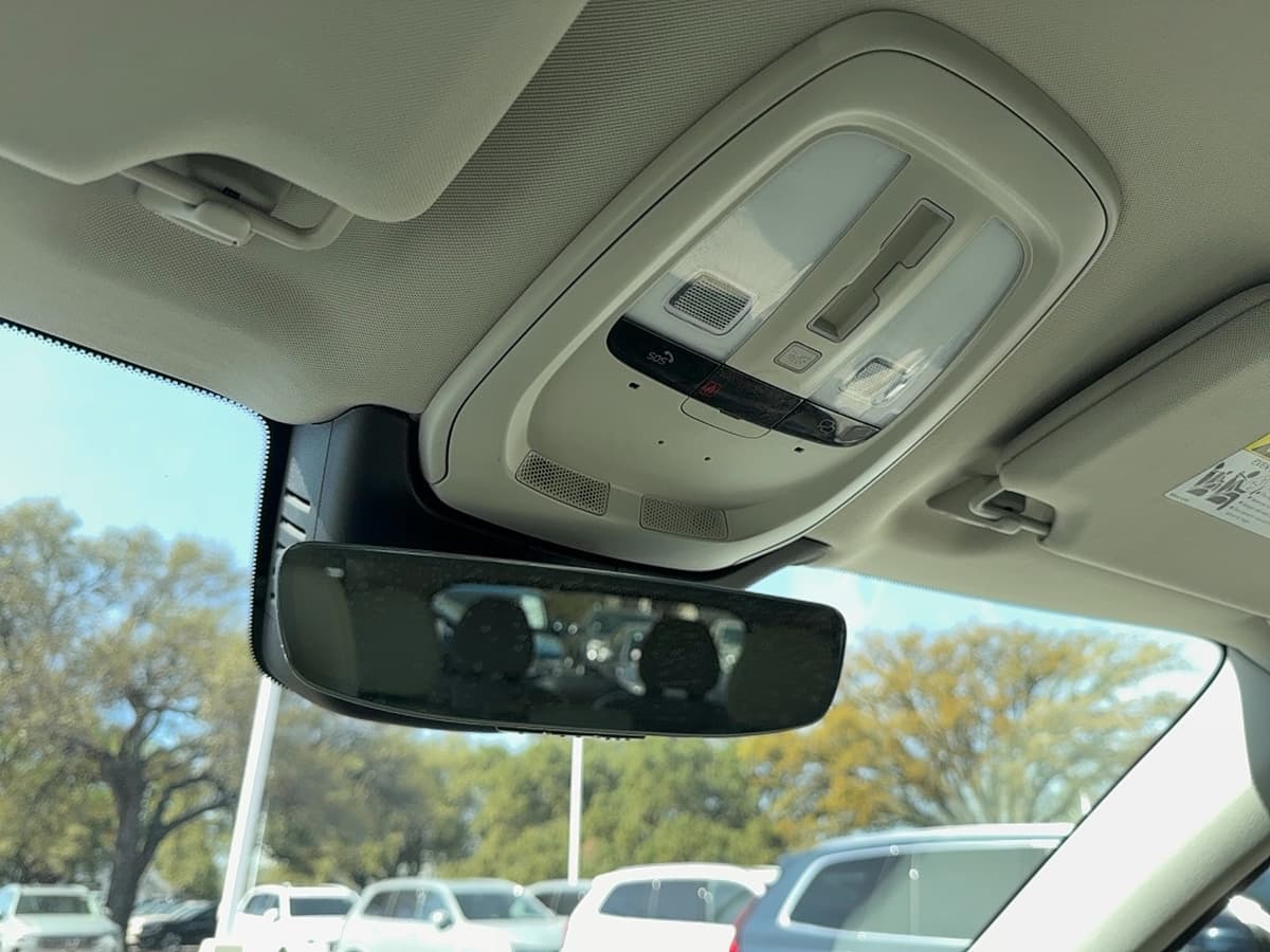 2023 Volvo XC90 - Image 19