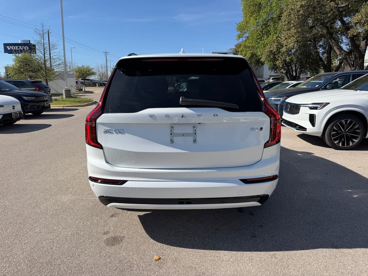 2026 Volvo XC90 - Image 5
