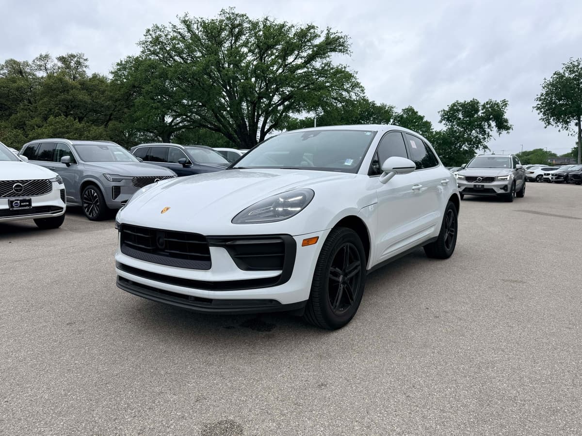 2023 Porsche Macan