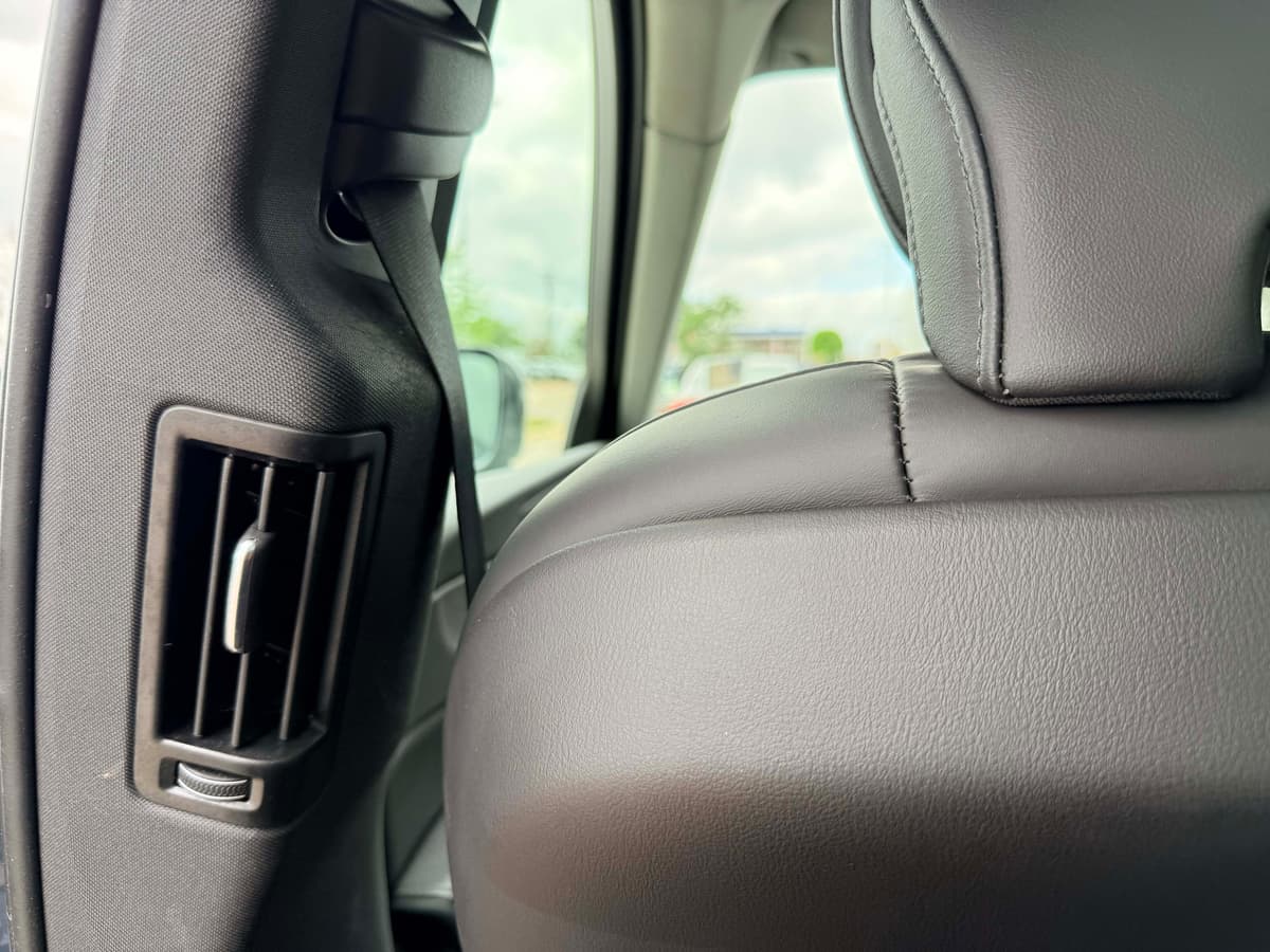 2024 Volvo XC60 plug-in hybrid - Image 14