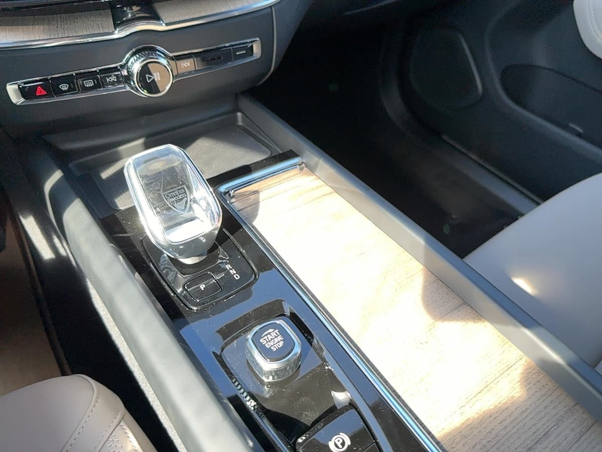 2026 Volvo XC60 - Image 22