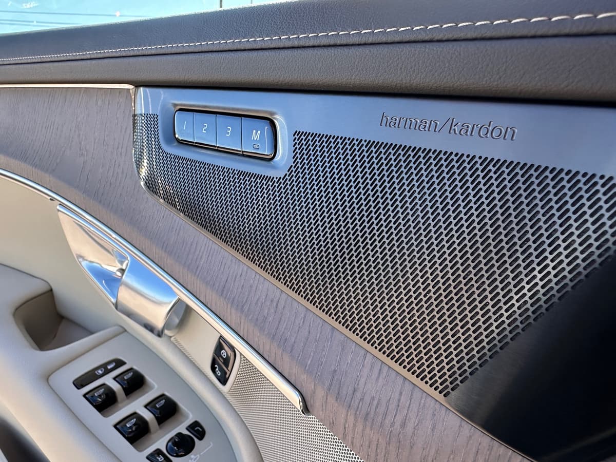 2026 Volvo XC90 - Image 19