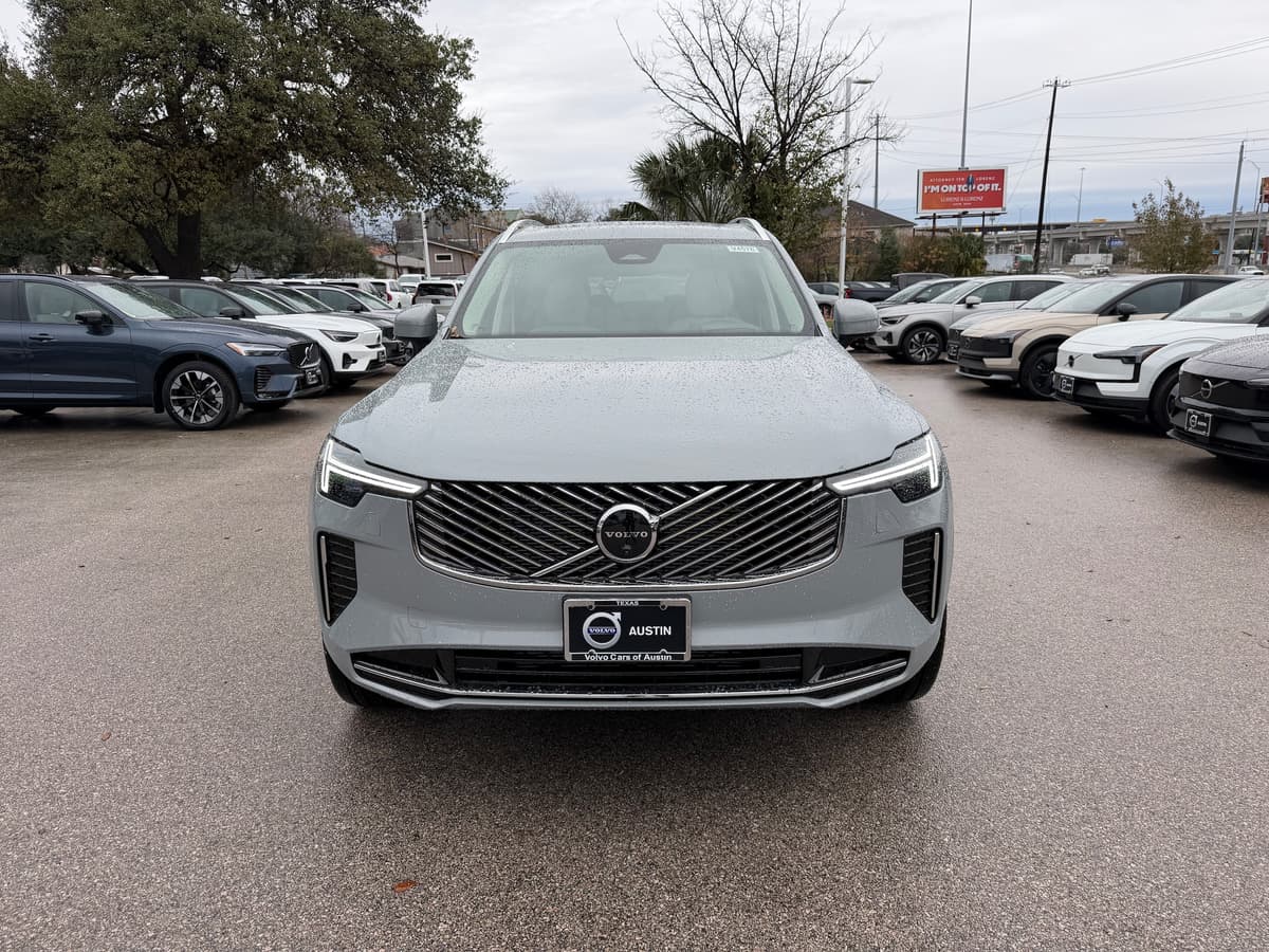 2026 Volvo XC90 - Image 6