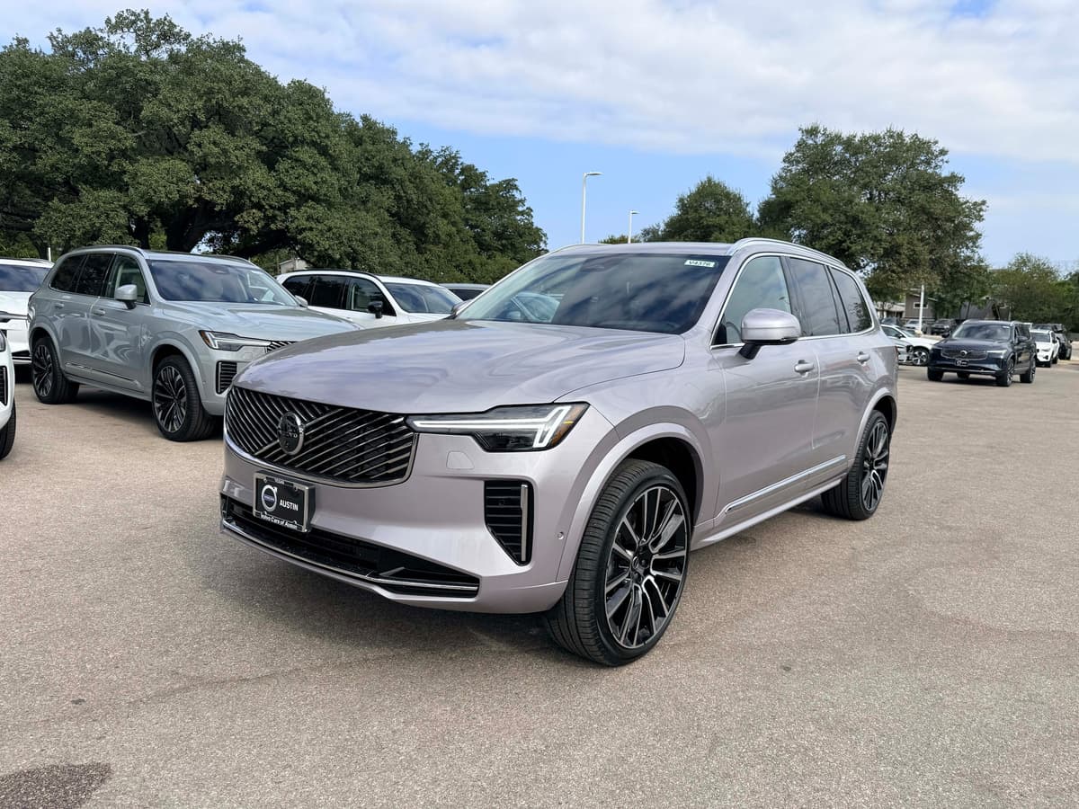 2026 Volvo XC90 - Image 2