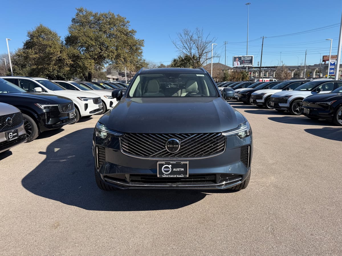 2026 Volvo XC90 - Image 6