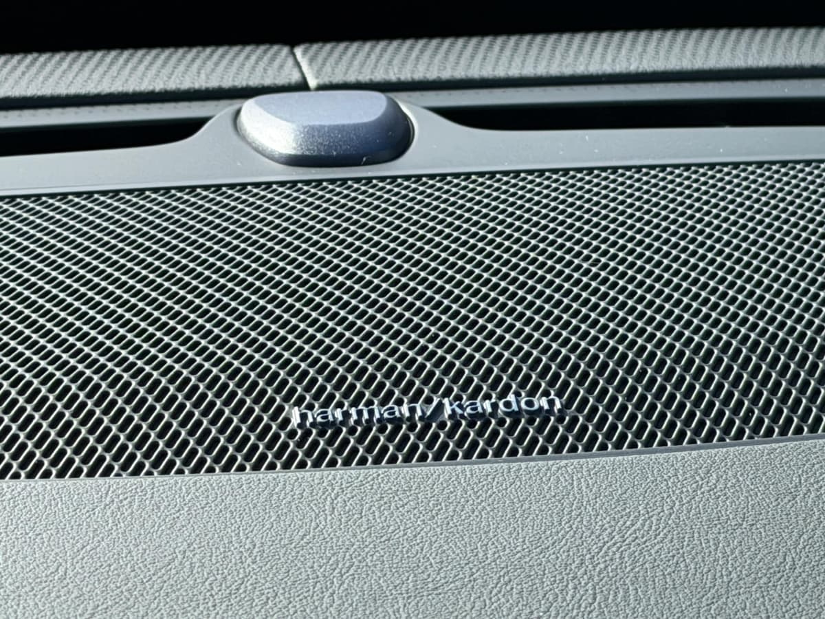 2026 Volvo XC90 - Image 16