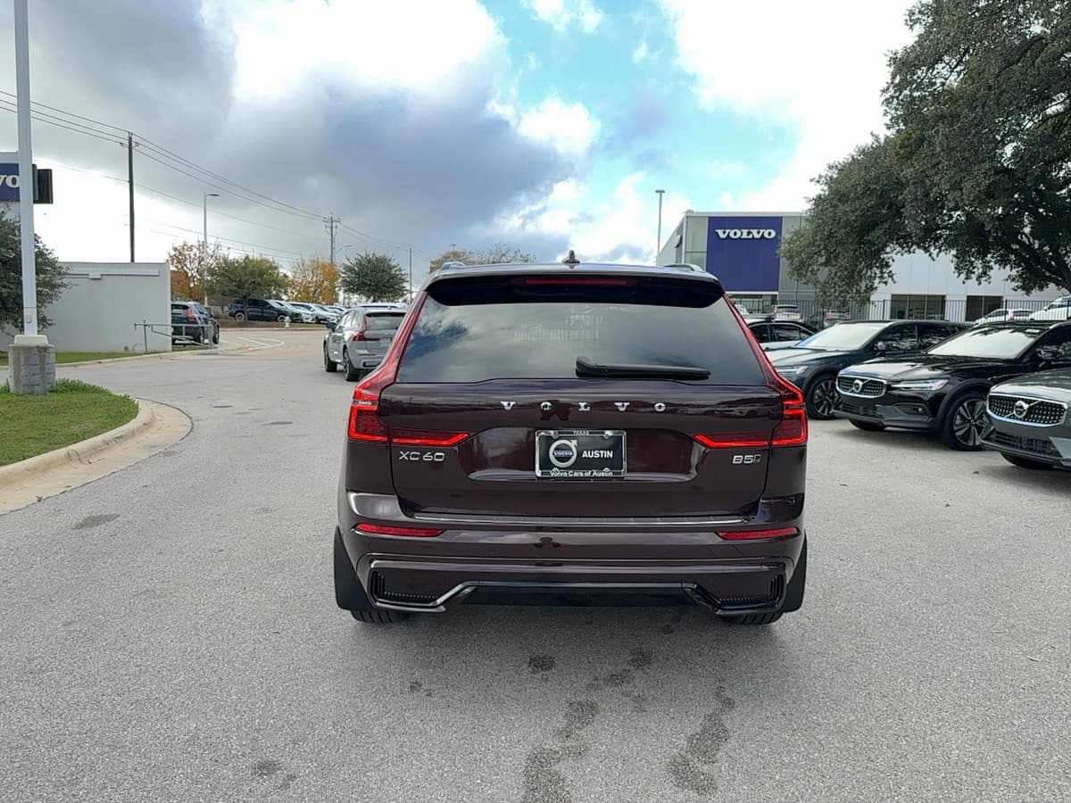 2026 Volvo XC60 - Image 5
