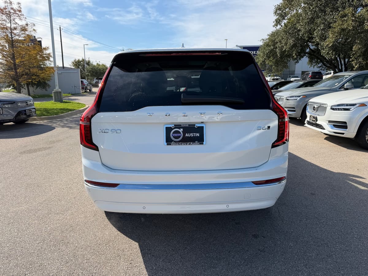 2026 Volvo XC90 - Image 5