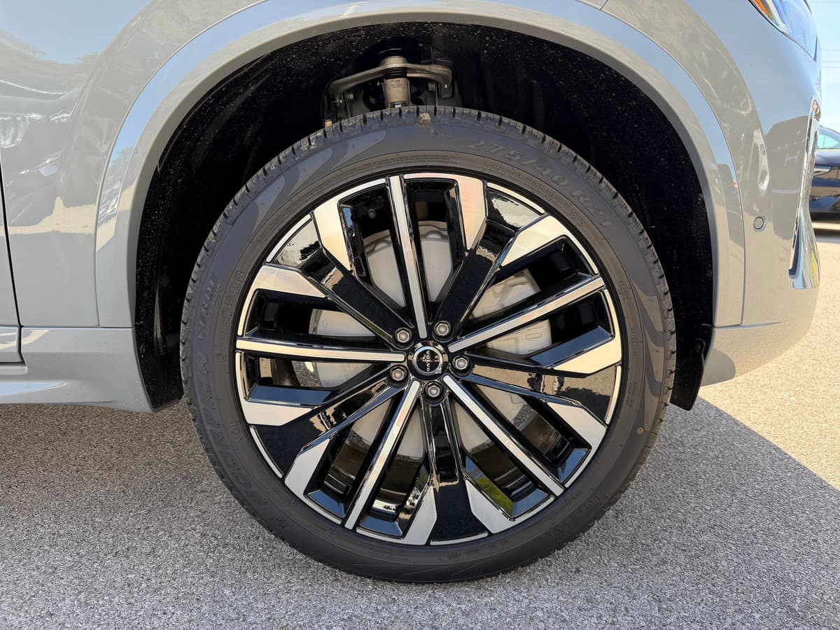 2026 Volvo XC90 - Image 7