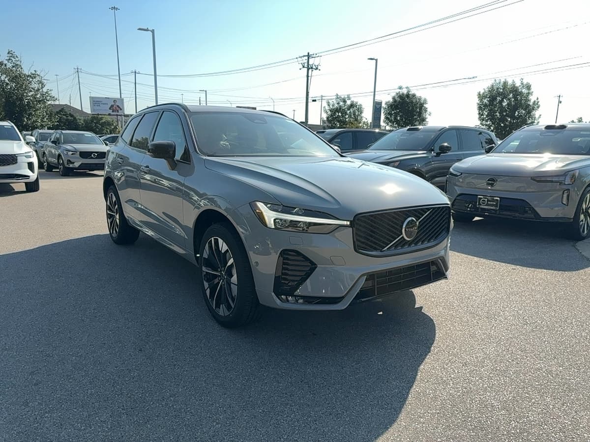 2026 Volvo XC60 - Image 7