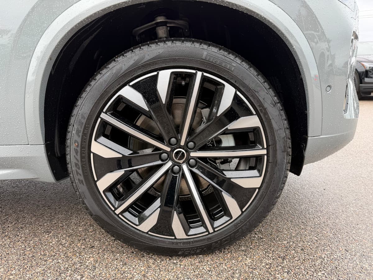 2026 Volvo XC90 - Image 7