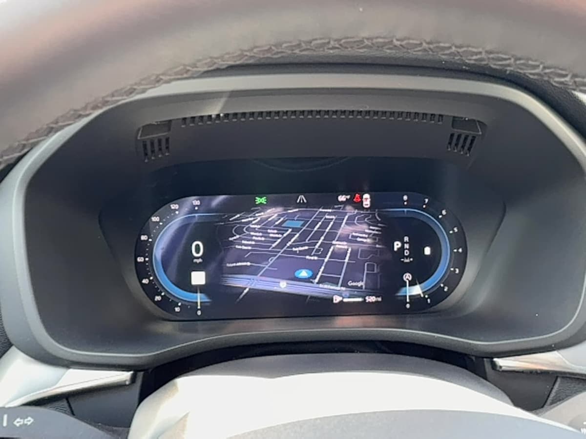 2025 Volvo XC60 - Image 17