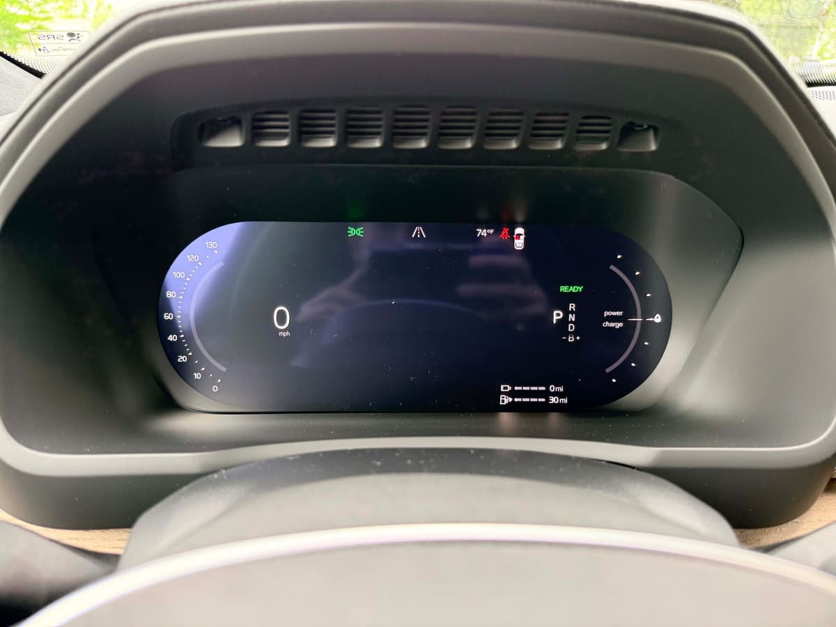2026 Volvo XC90 plug-in hybrid - Image 20