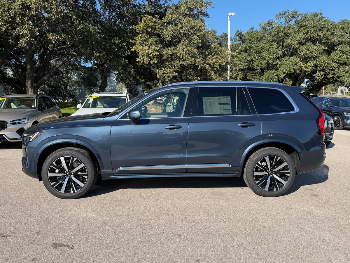2026 Volvo XC90 - Image 3