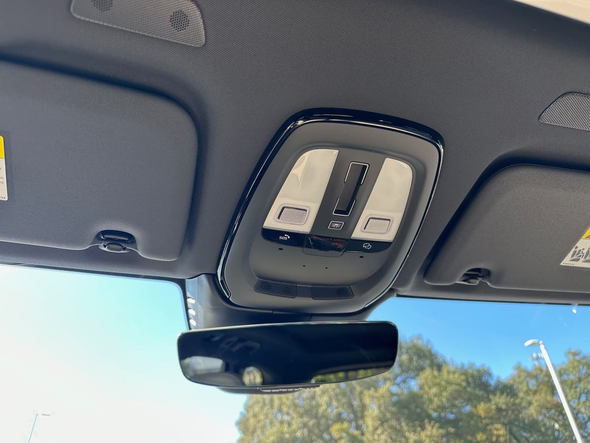 2026 Volvo XC60 - Image 15