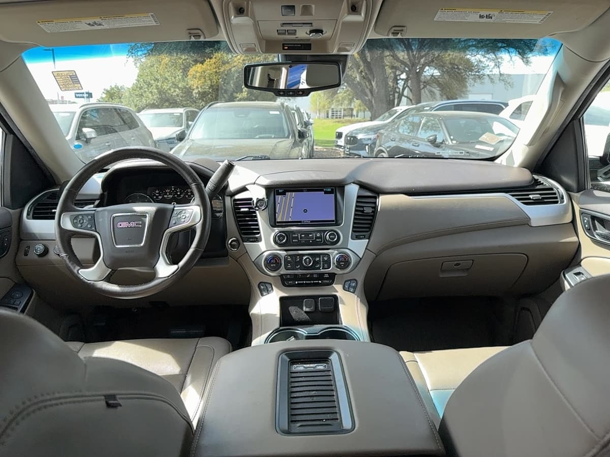 2017 GMC Yukon XL - Image 19