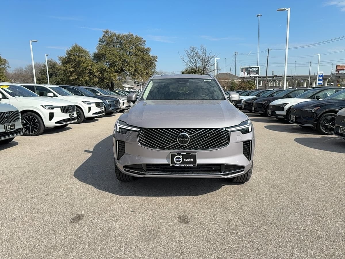 2026 Volvo XC90 - Image 8