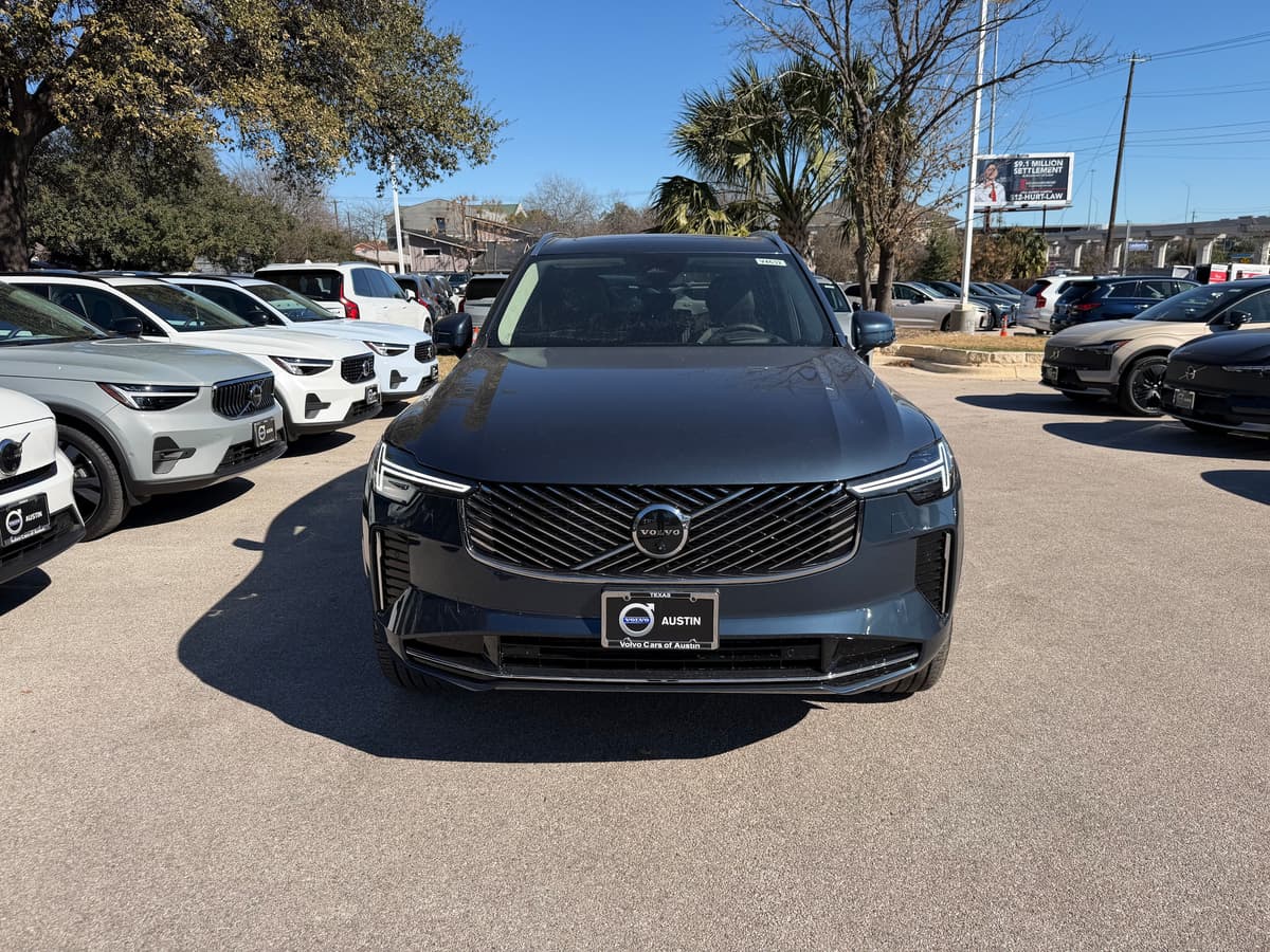 2026 Volvo XC90 - Image 6
