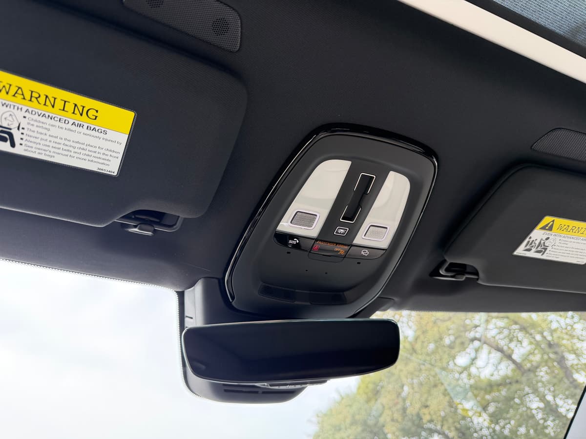 2026 Volvo XC90 - Image 17