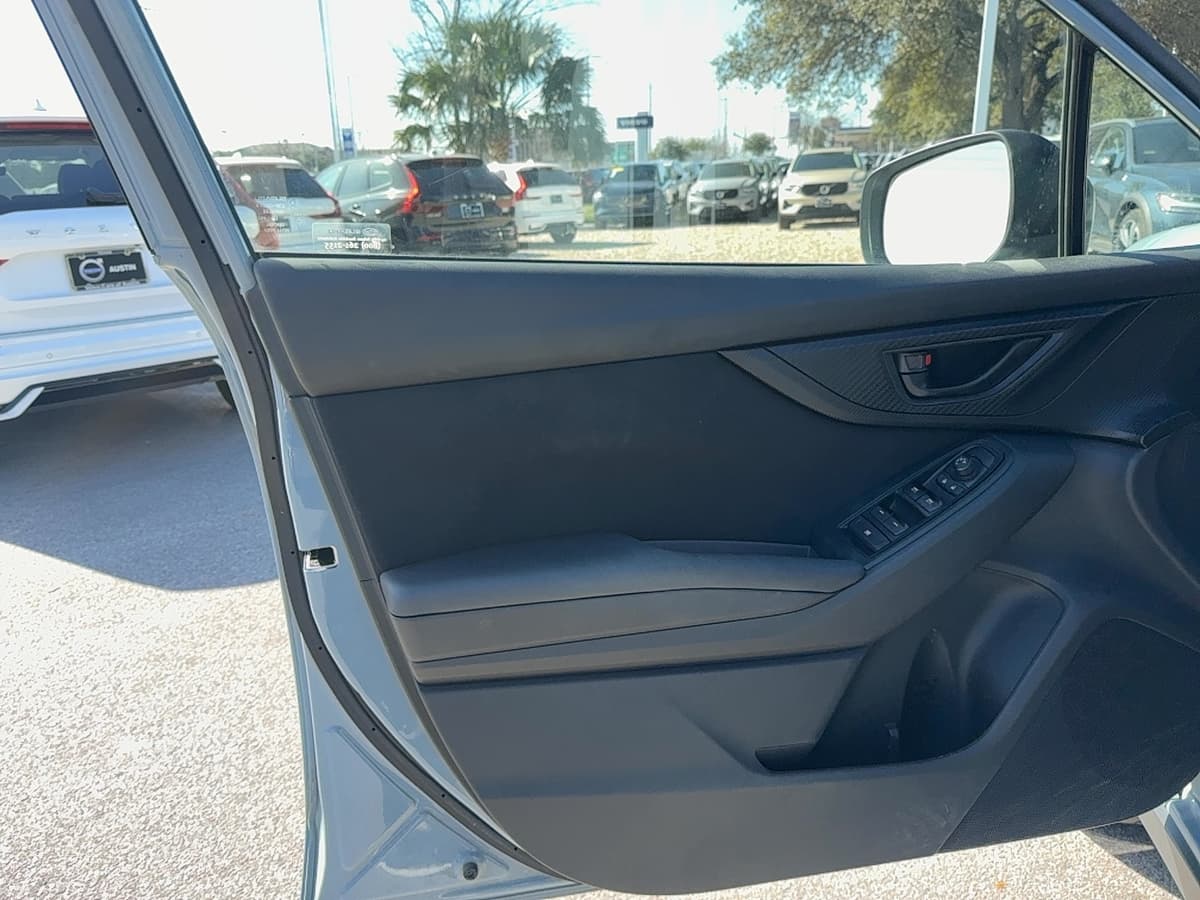 2023 Subaru Crosstrek - Image 8