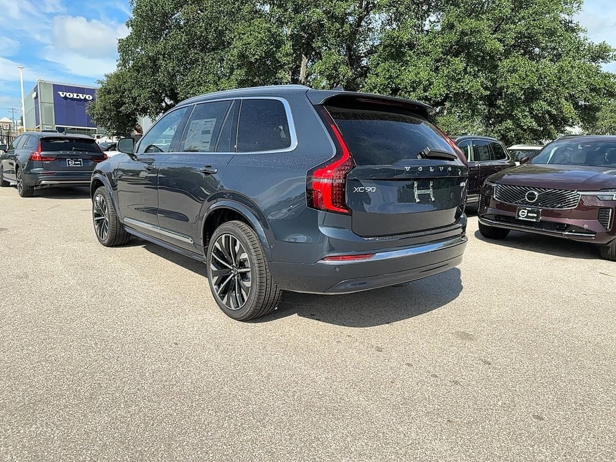 2026 Volvo XC90 - Image 4