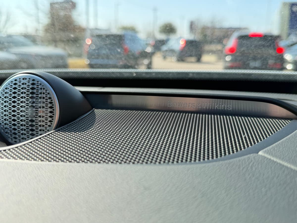 2026 Volvo XC90 - Image 16