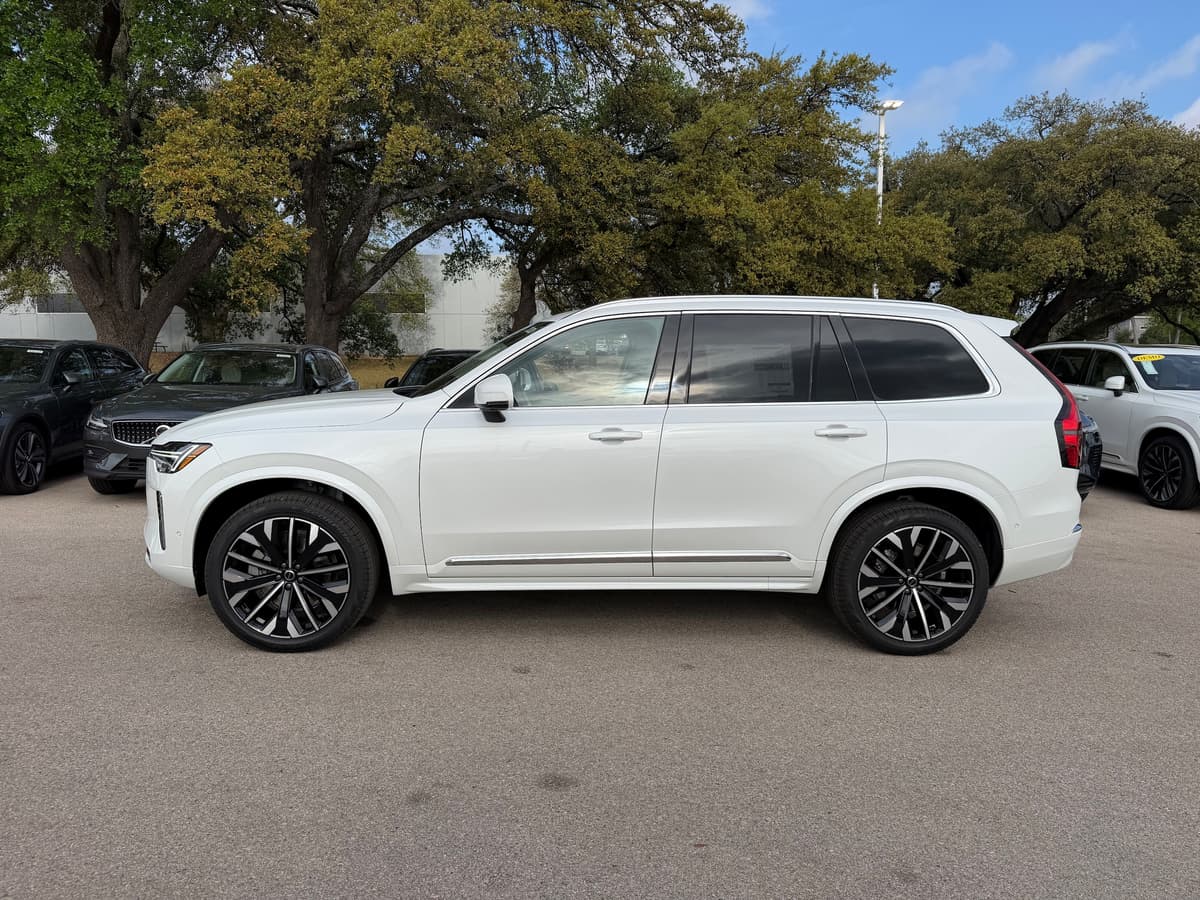 2026 Volvo XC90 - Image 3