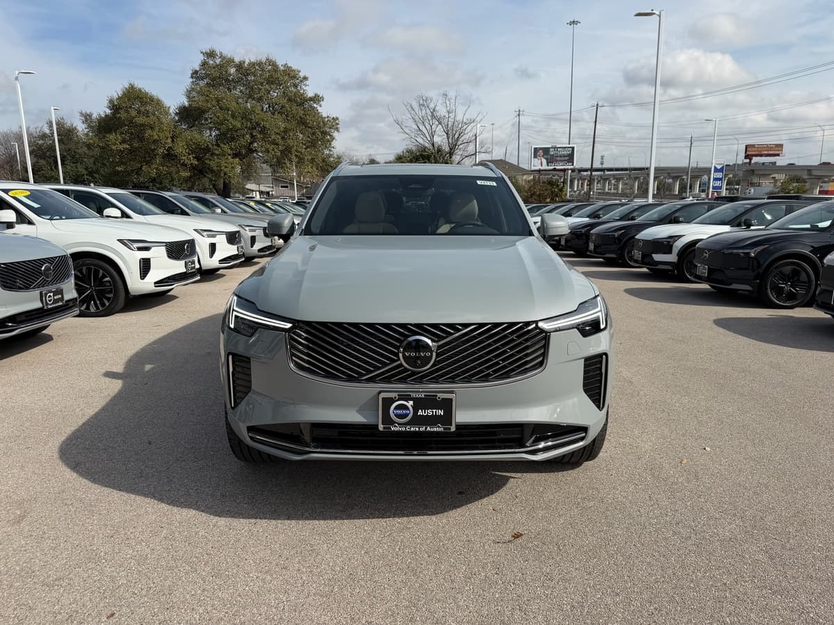 2026 Volvo XC90 - Image 6