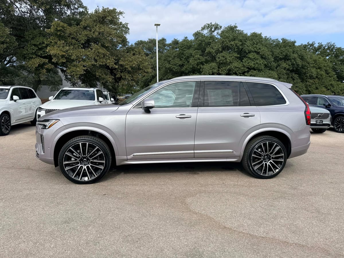 2026 Volvo XC90 - Image 3