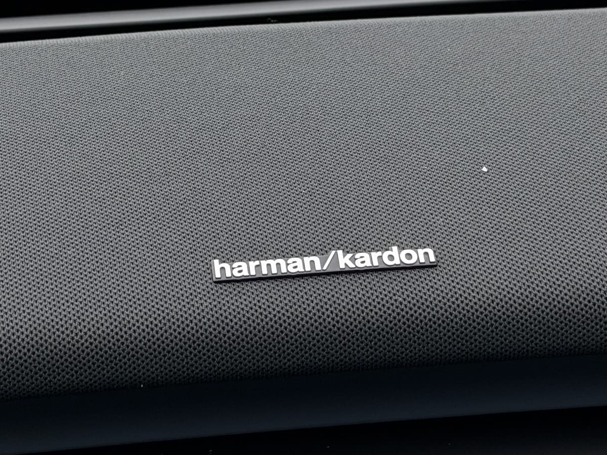 2026 Volvo EX30 Cross Country - Image 16