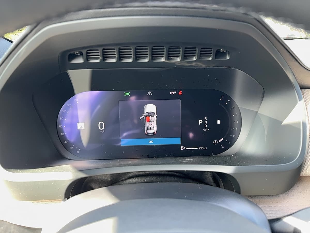 2026 Volvo XC90 - Image 21