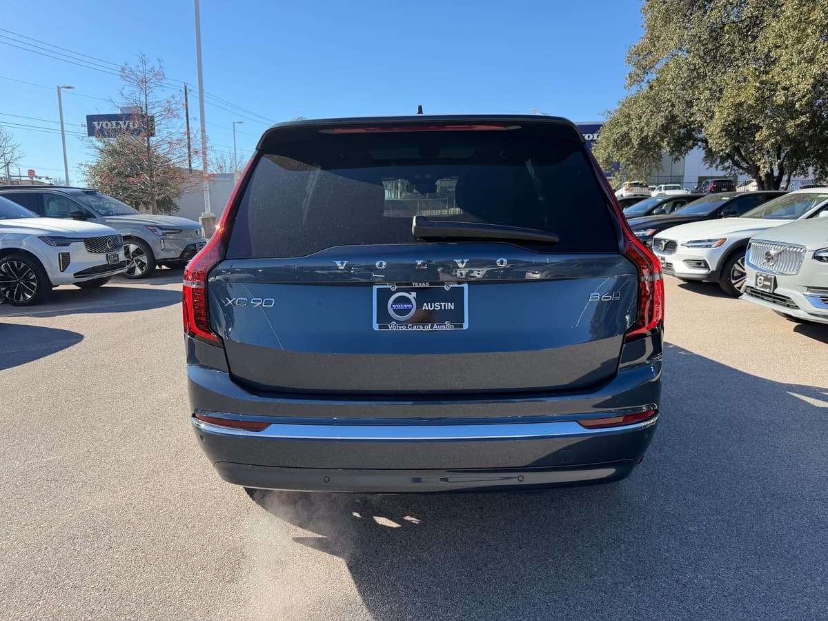 2026 Volvo XC90 - Image 5