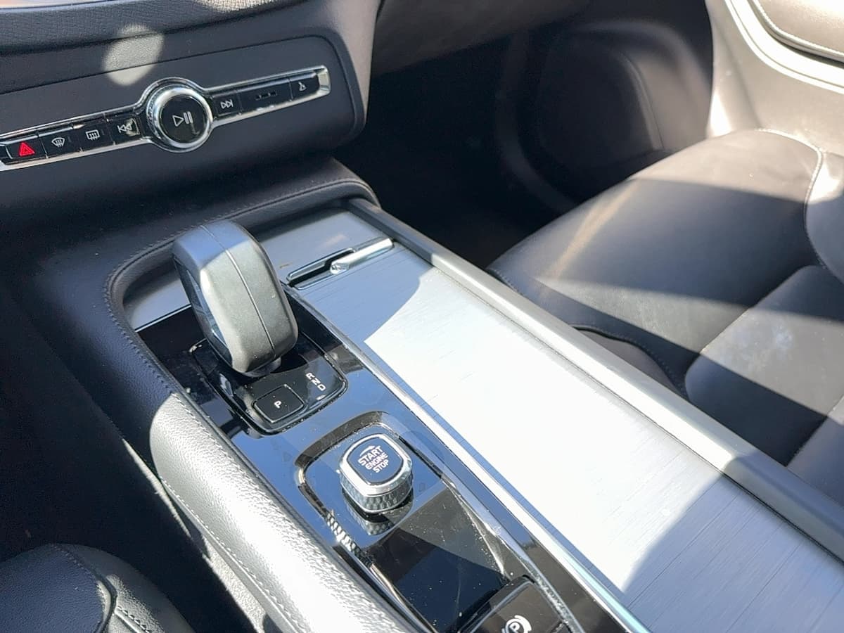 2023 Volvo XC90 - Image 21