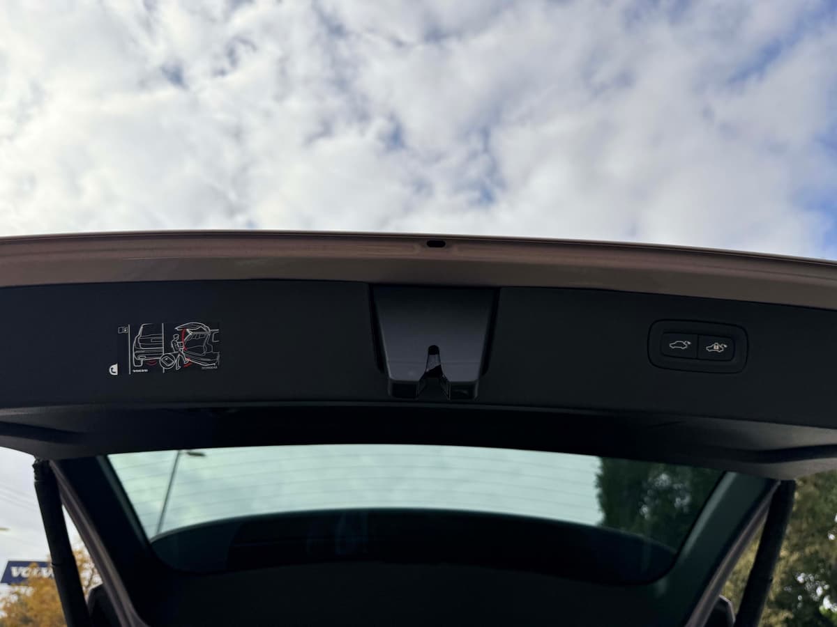 2026 Volvo XC90 - Image 26