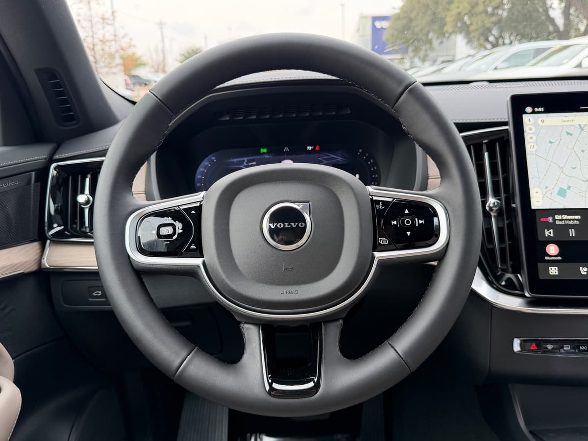 2026 Volvo XC90 - Image 15