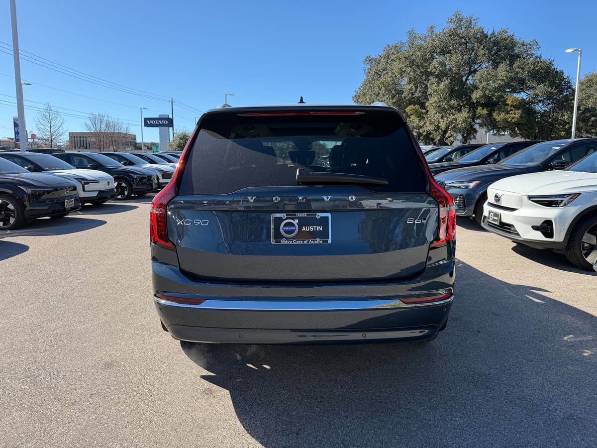 2026 Volvo XC90 - Image 5