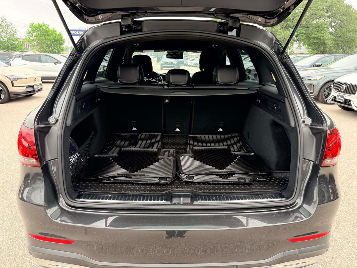 2022 Mercedes-Benz GLC 300 - Image 26