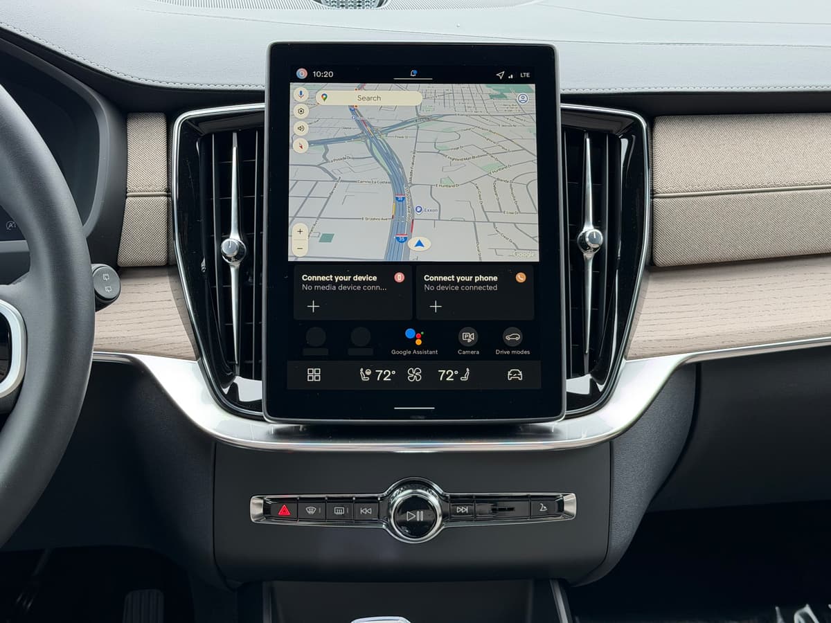 2026 Volvo XC90 - Image 13