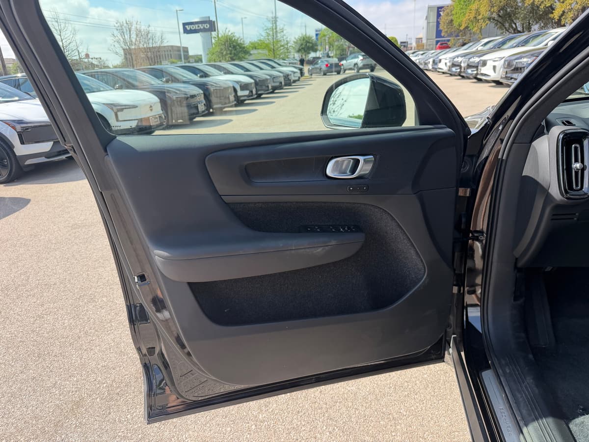 2024 Volvo XC40 Recharge Pure Electric - Image 21