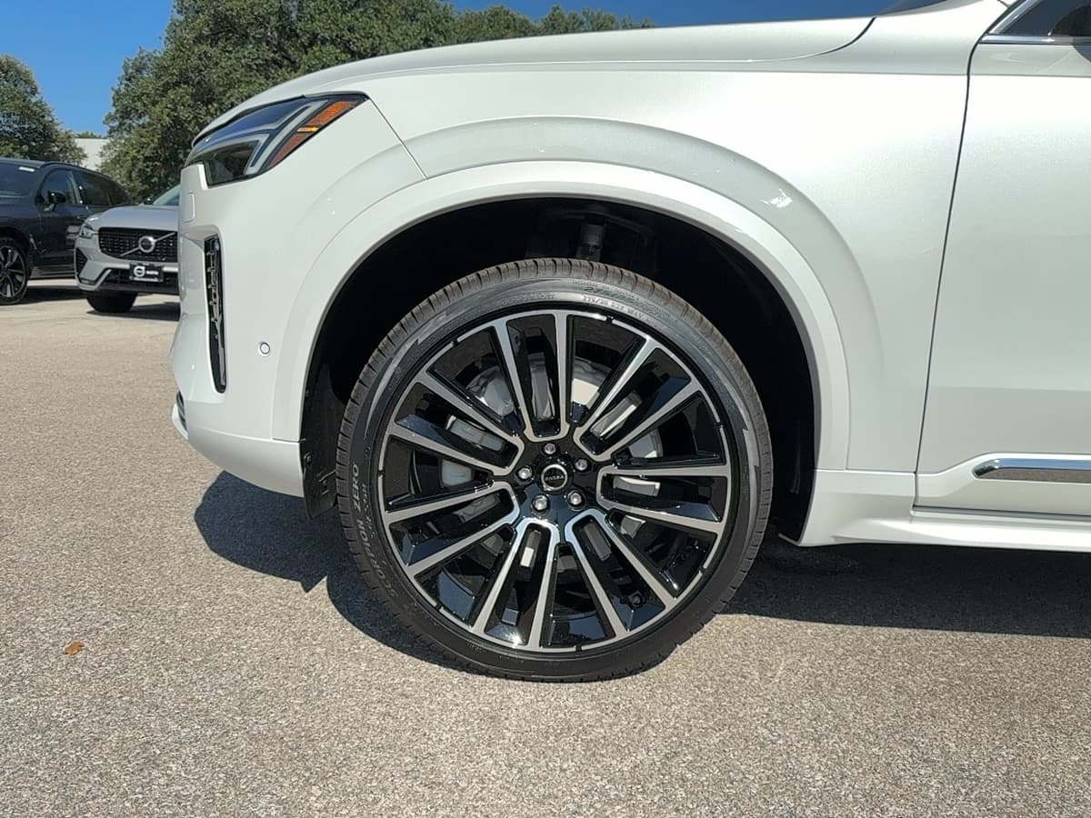 2026 Volvo XC90 - Image 10
