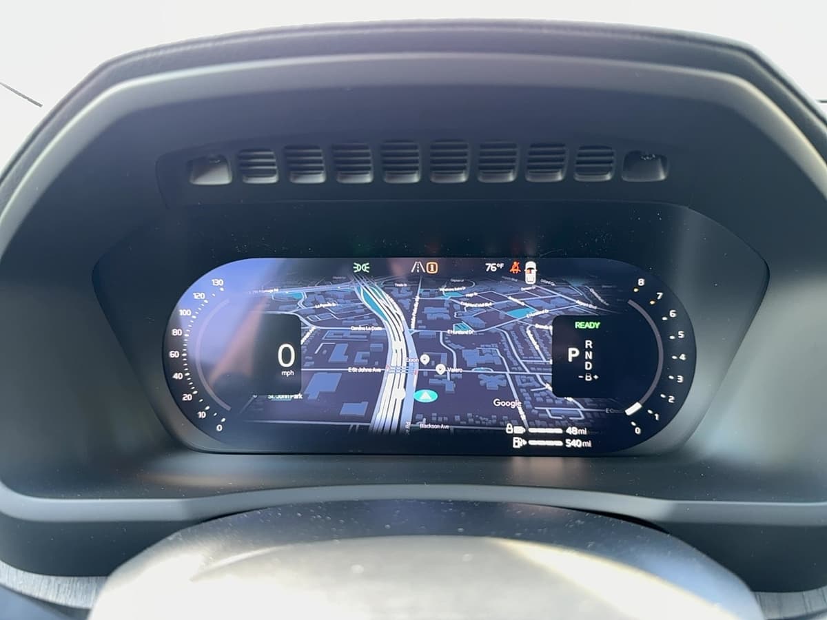 2026 Volvo XC90 plug-in hybrid - Image 21