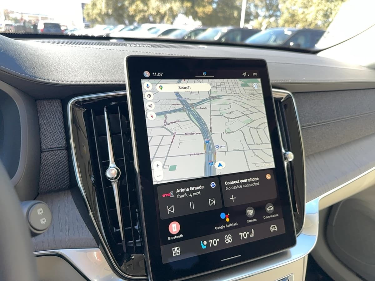 2026 Volvo XC90 - Image 22