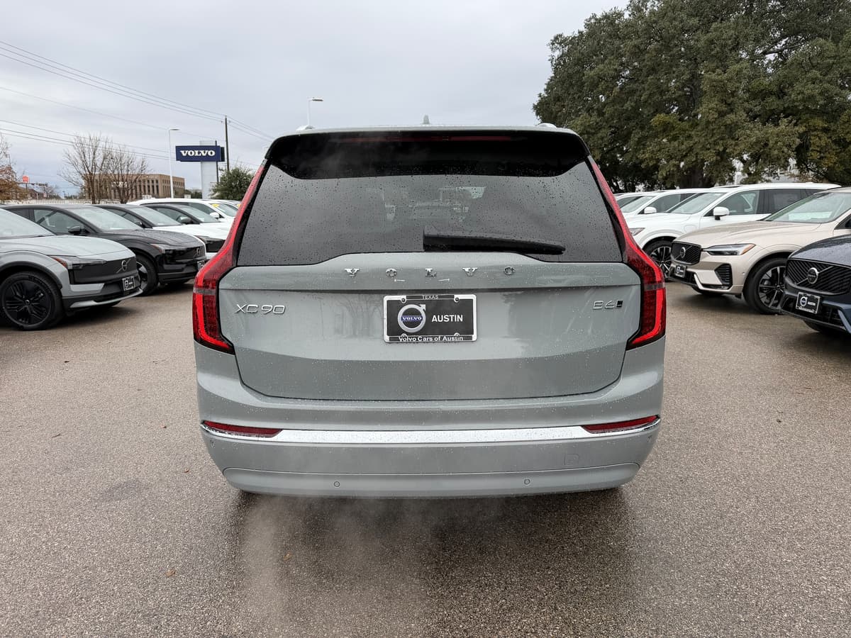 2026 Volvo XC90 - Image 5