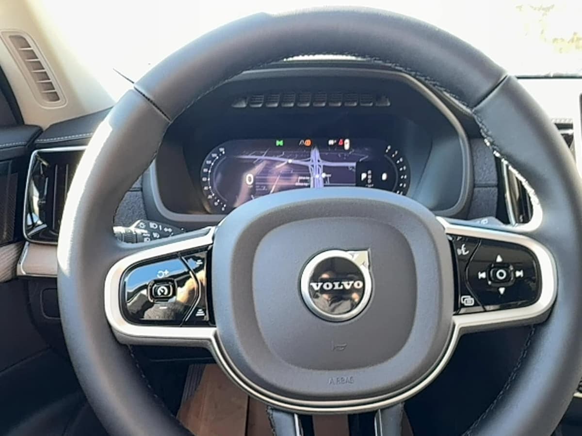 2026 Volvo XC90 - Image 20