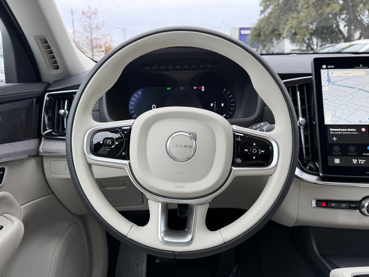 2026 Volvo XC90 - Image 15